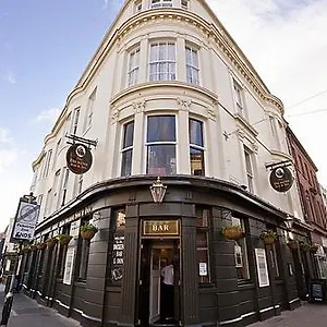 Bed & Breakfast The Dickens Bar &