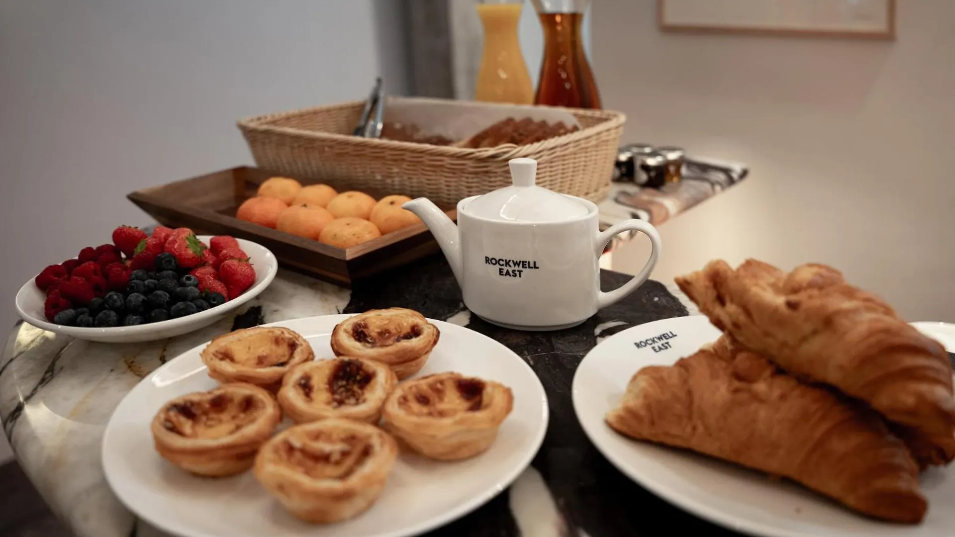 Rockwell East-Tower Bridge Hotel London 4*,