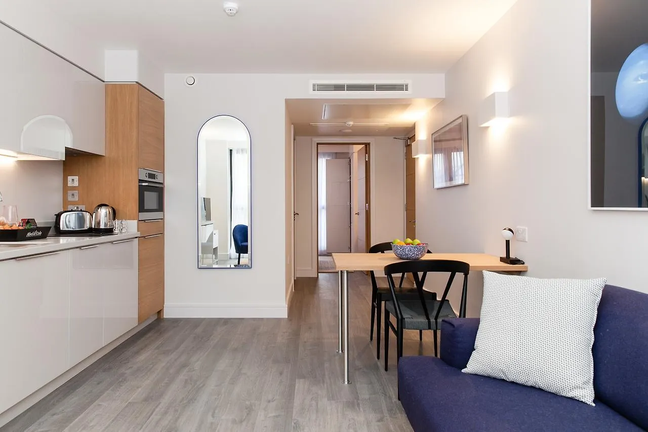 Rockwell East-Tower Bridge Hotel London 4*,